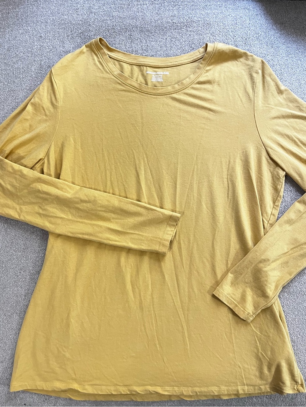 Super Soft Amazon Essentials XL Women Longsleeve Yellow